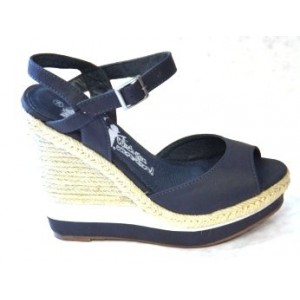 Sandále s kombinovanou platformou