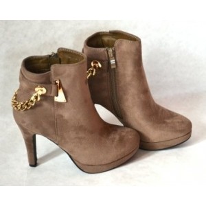 Topánky členkové s retiazkou